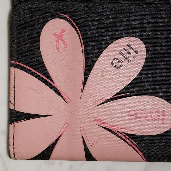 🎀 Breast Cancer Awareness Wallet - Picture 2 of 5